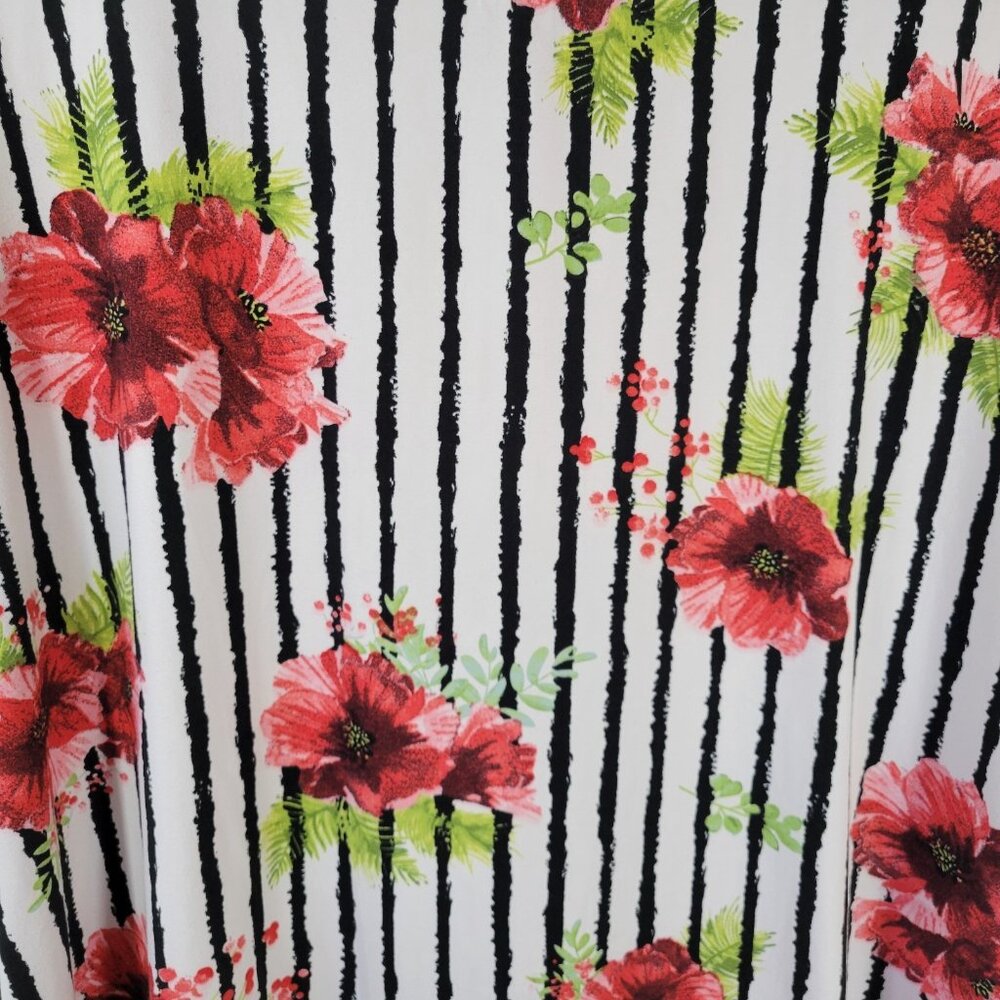 Bae City 3X Plus Red Stripe Floral T-Shirt Zip Shoulder V-Neck Jersey FLO296E - Picture 7 of 9